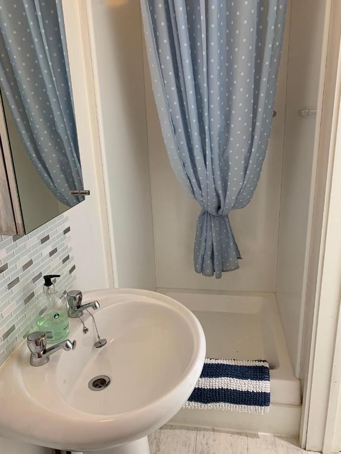 Little Karenza Is The Perfect Cornish Getaway Villa Saint Anthony Luaran gambar